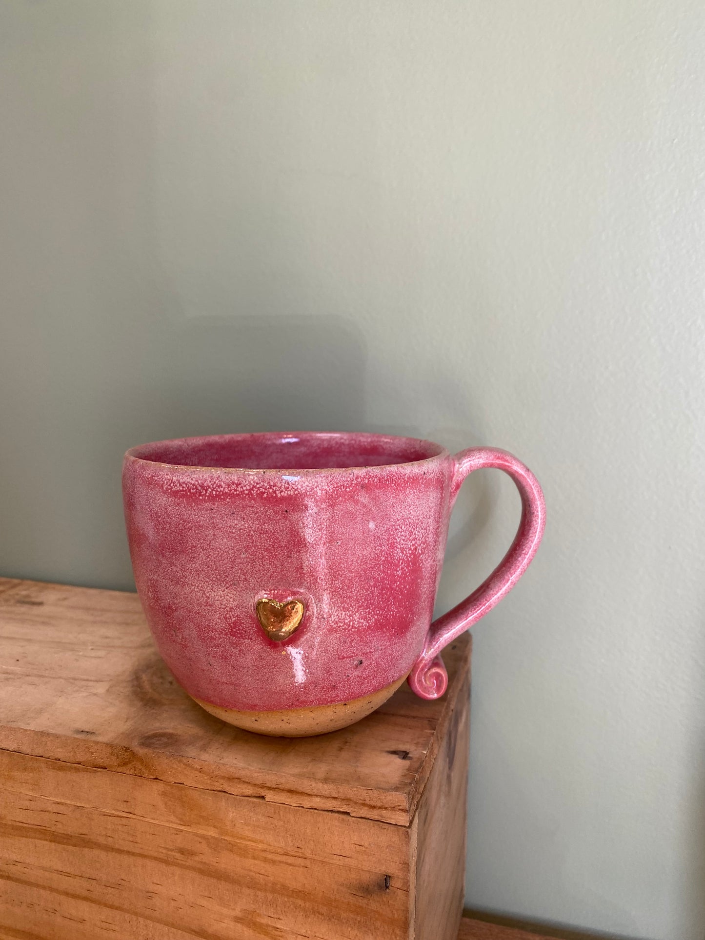 Gold heart cup