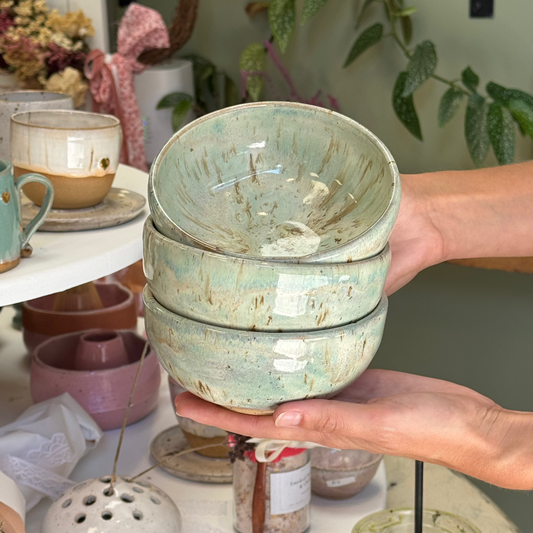 Deep Bowls in Mint Chip